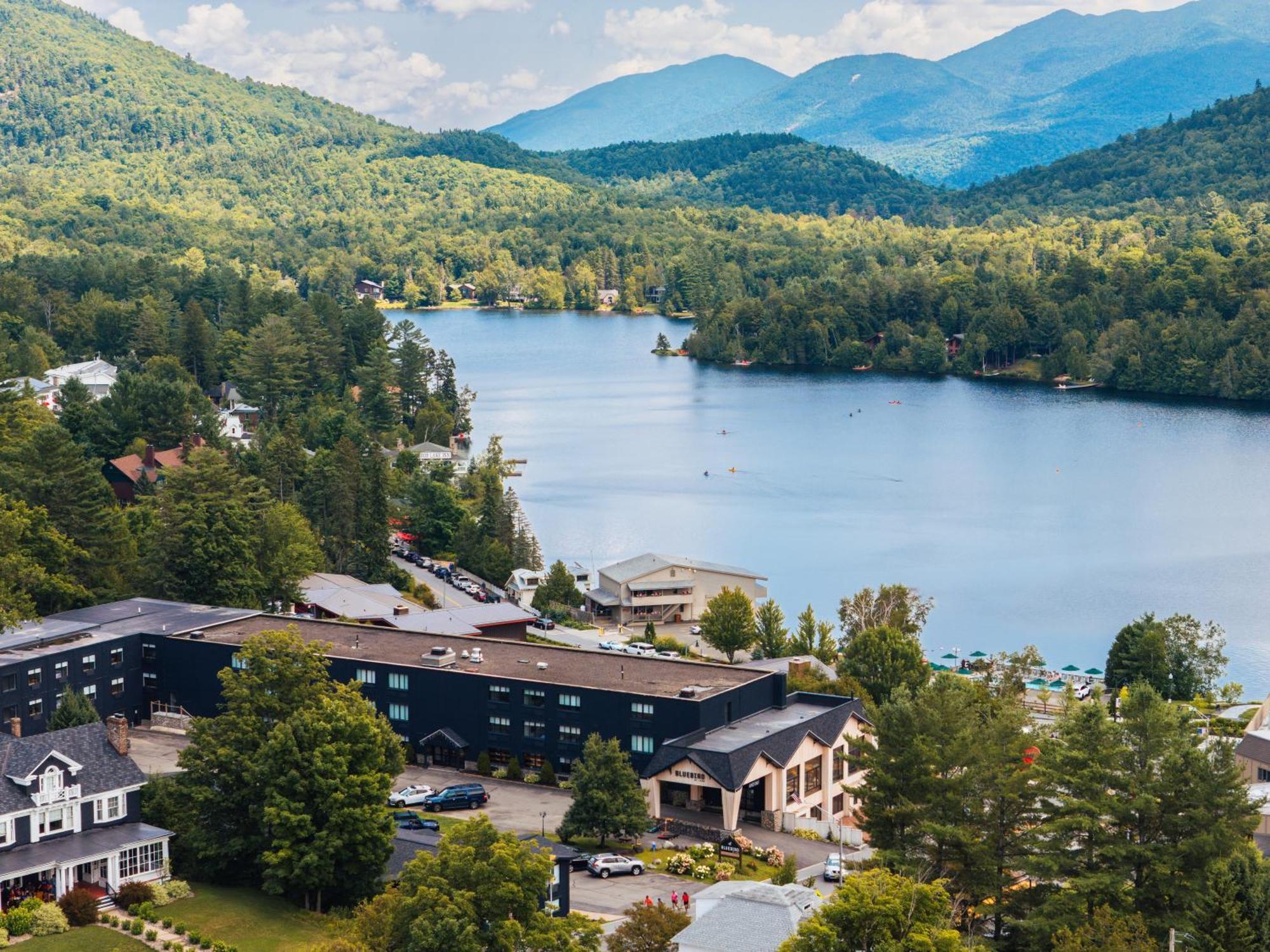 Bluebird Lake Placid Hotell Exteriör bild