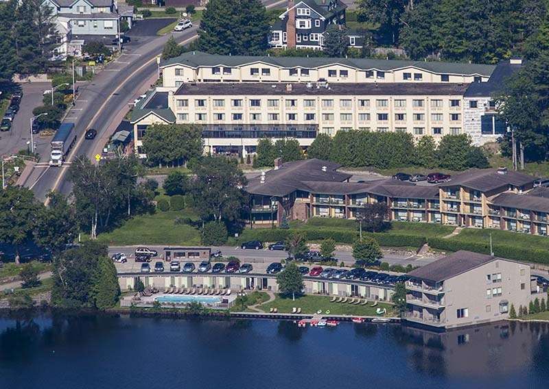 Bluebird Lake Placid Hotell Exteriör bild