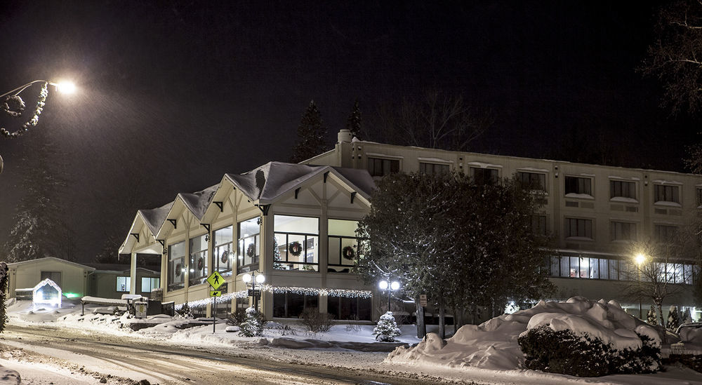 Bluebird Lake Placid Hotell Exteriör bild